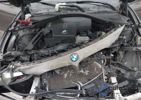 2015 BMW 320I z USA, uszkodzony, nr VIN WBA3B1G56FNT63135